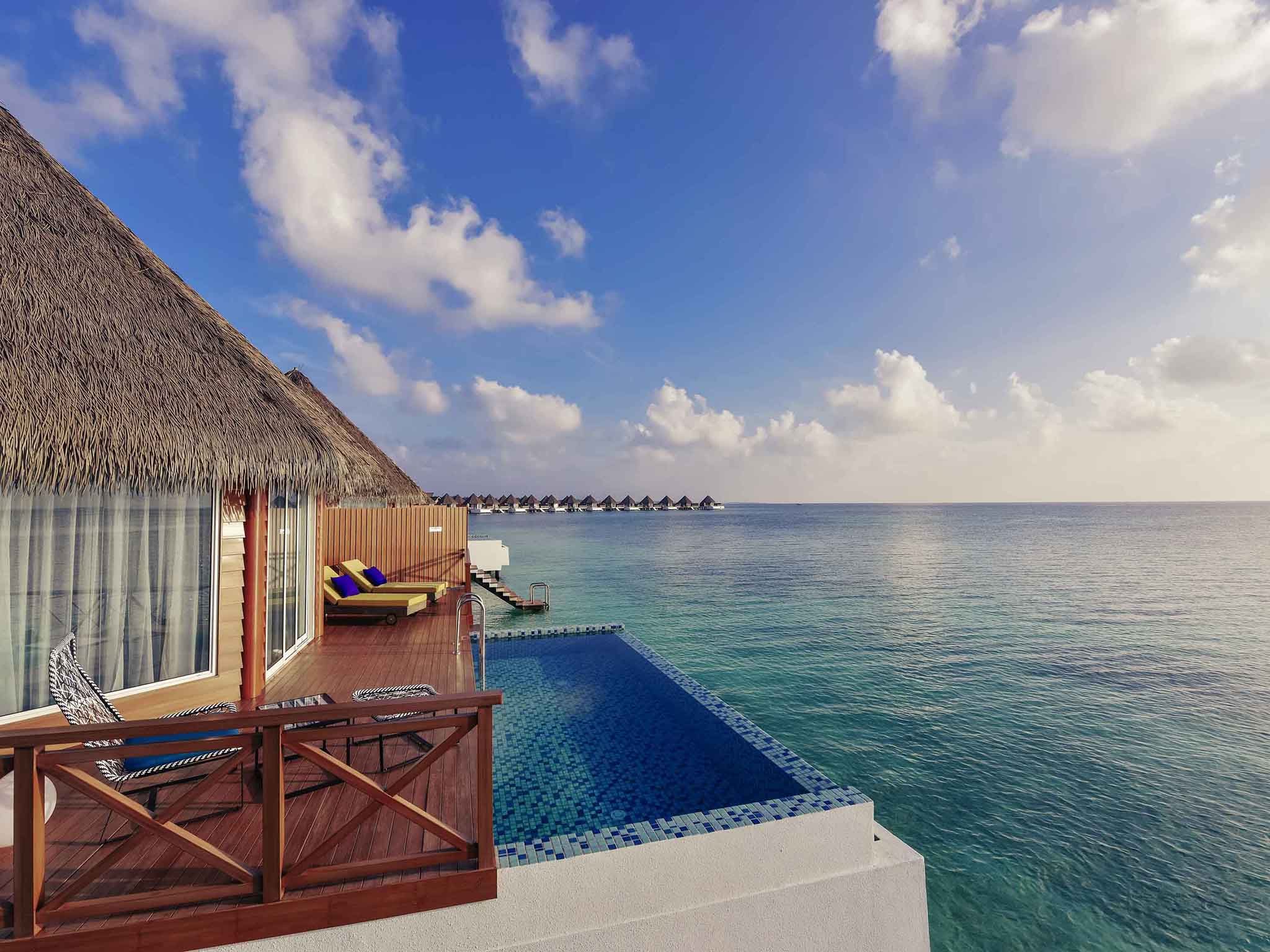 Новый отель Mercure Maldives Kooddoo Resort 4*!