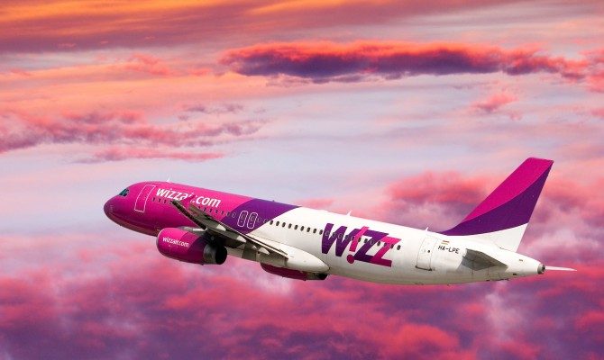 Лоукостер Wizz Air запретил бесплатный провоз ручной клади